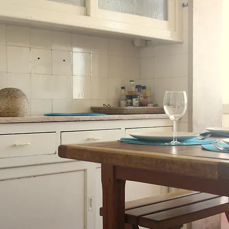 Manuel Da Maia Apartman